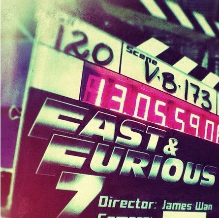 《速激7》复拍，詹姆斯-温晒出的场记板