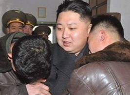 朝鲜神曲《没有他会死》赞颂金正恩